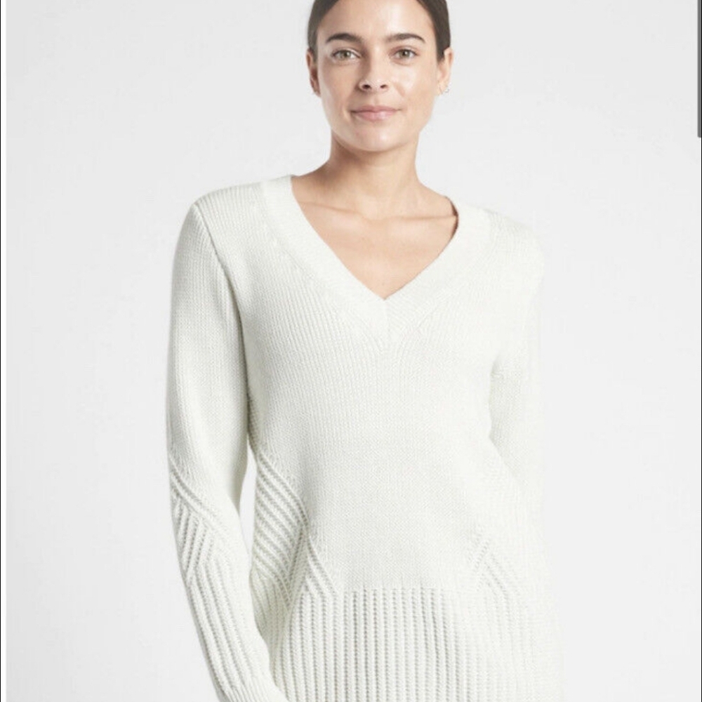 $129  Athleta Teton V-Neck Sweater Dove Off White Cream Small